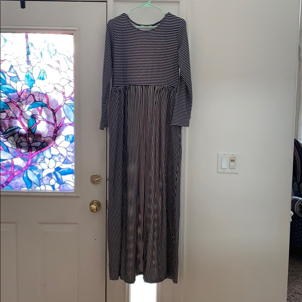 Striped maxi with pockets